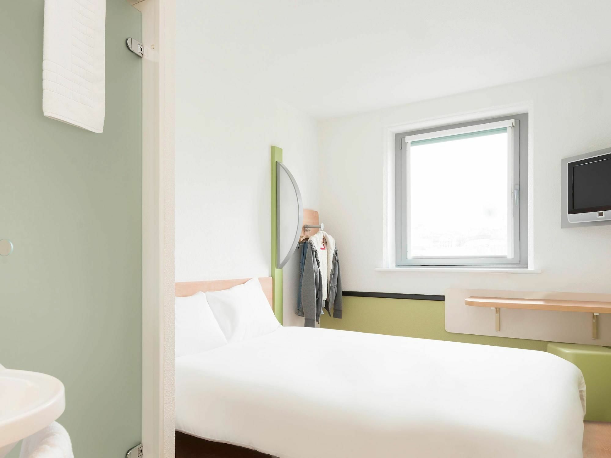 Ibis Budget Bradford Брадфорт Екстериор снимка
