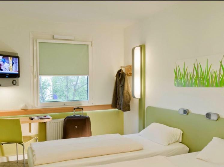 Ibis Budget Bradford Брадфорт Екстериор снимка